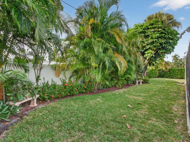 Home for sale at 171 SW 7 Avenue - photo 6903625