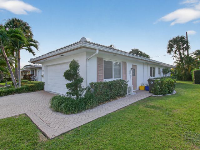 Home for sale at 171 SW 7 Avenue - photo 6903626