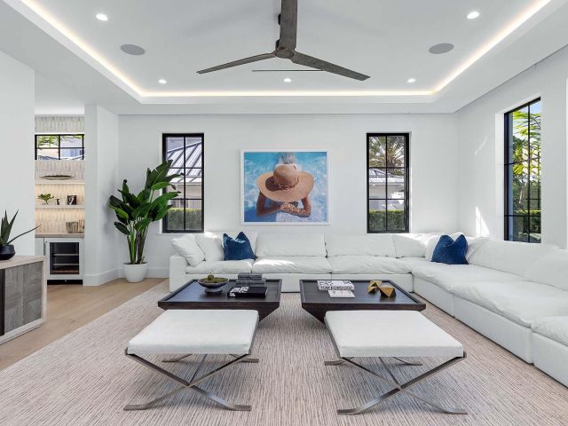 Home for sale at 1142 Harbor Drive - photo 6818053