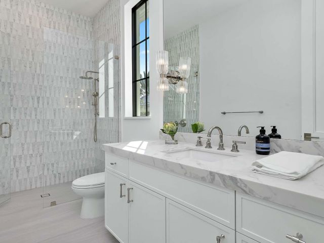 Home for sale at 1142 Harbor Drive - photo 6818055