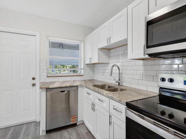 Home for sale at 1941 Taft Street - photo 6831259