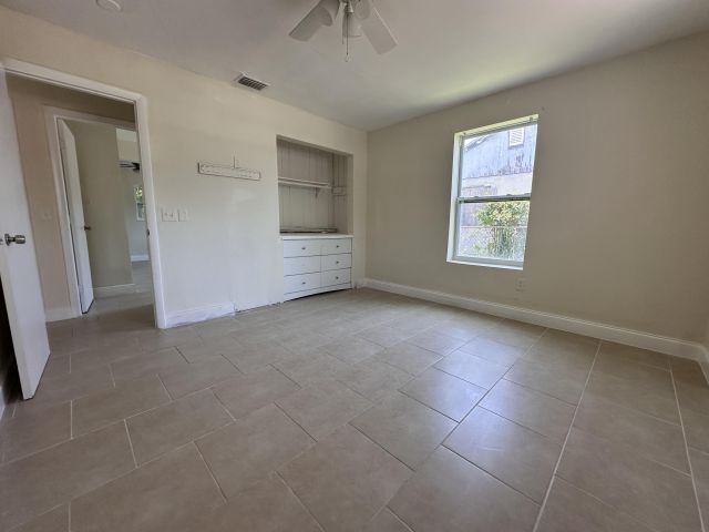Home for rent at 840 W 1st Street - photo 6831679