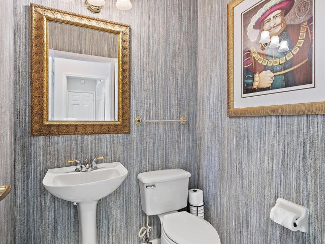 Home for sale at 10911 Grande Boulevard - photo 6830121