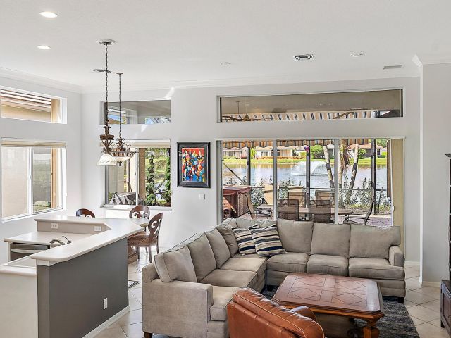 Home for sale at 10911 Grande Boulevard - photo 6830125