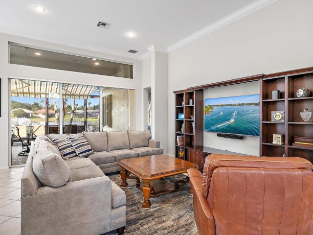 Home for sale at 10911 Grande Boulevard - photo 6830126