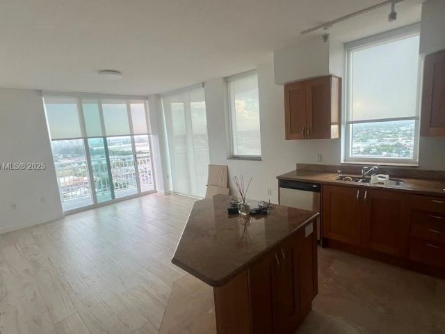 Apartment for sale  Unit #1807W - photo 6837057