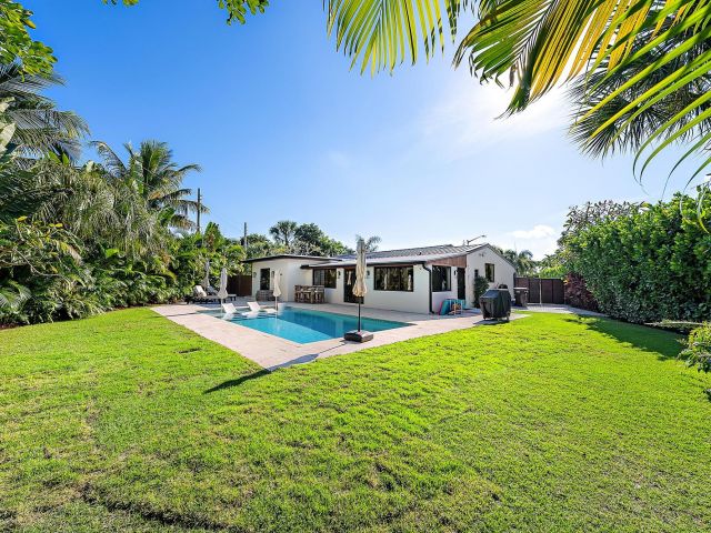 Home for sale at 5402 Canyon Trail - photo 6829820