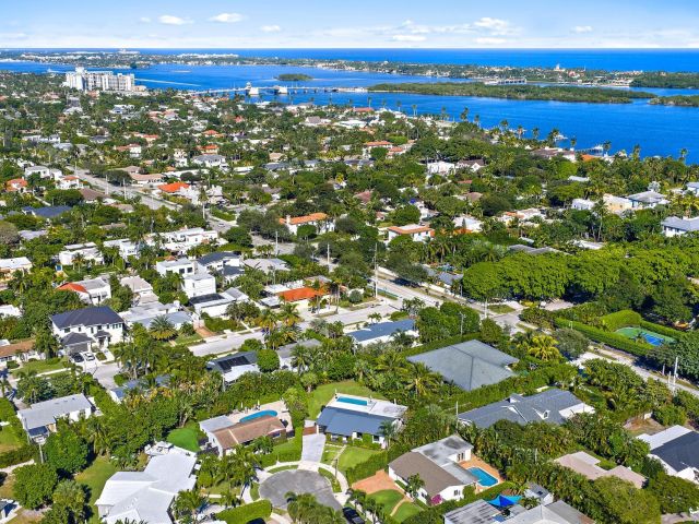 Home for sale at 5402 Canyon Trail - photo 6829830