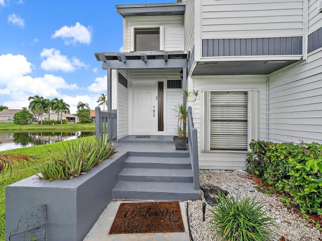 Home for rent at 4631 Brook Drive - photo 6830051