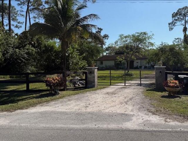 Home for sale at 13706 44th Place N - photo 6853100