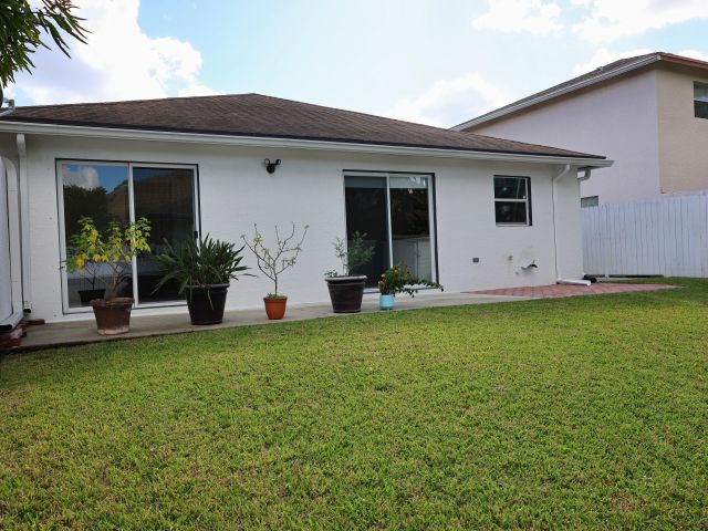 Home for sale at 6196 Azalea Circle - photo 6829940