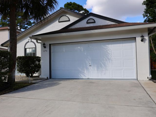 Home for sale at 6196 Azalea Circle - photo 6829948