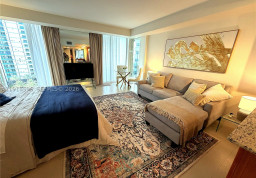 Apartment #1101 at Harbour House