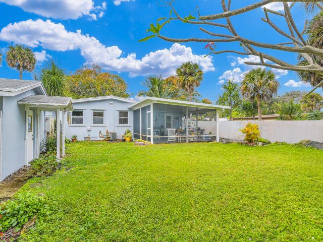 Home for sale at 3203 Palm Drive - photo 6820343