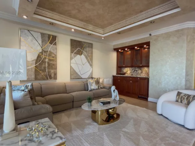 3-bedroom condo for sale in Aventura - 2000 Island Blvd 3004 - MondialRealty