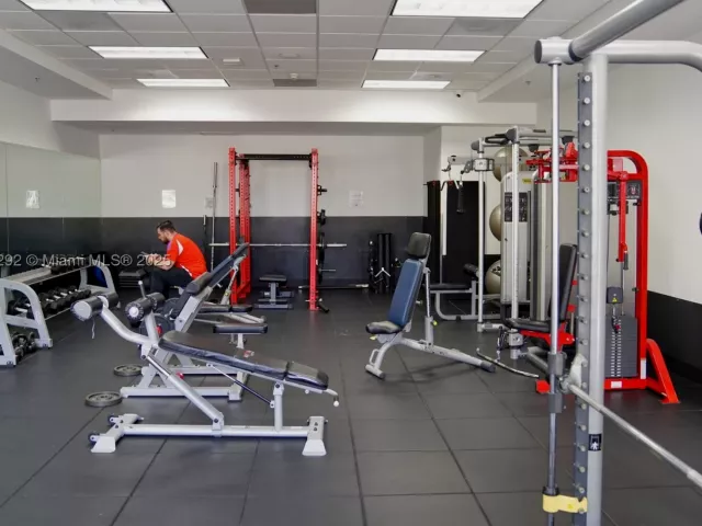 2-bedroom condo for sale in Miami - 1200 Brickell Bay Dr 1406 - MondialRealty