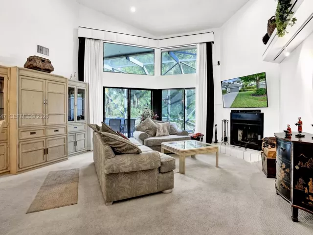 3-bedroom home for sale in West Palm Beach - 1140 Sand Drift Way B - MondialRealty