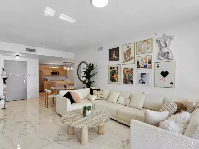 Apartment for sale  Unit #4610 - photo 6819960