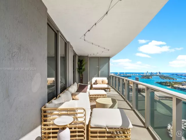 Apartment for sale  Unit #4610 - photo 6819963