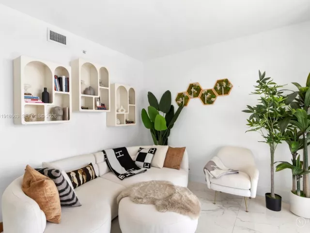 Apartment for sale  Unit #4610 - photo 6819951