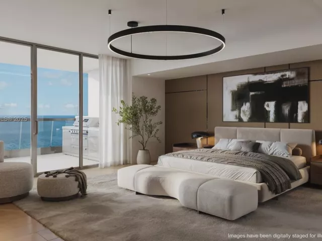 4-bedroom condo for sale in Sunny Isles Beach - 18501 Collins Ave 4903 - MondialRealty