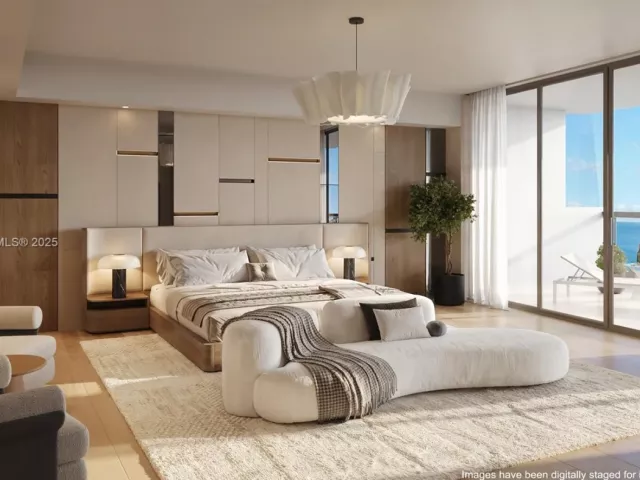 4-bedroom condo for sale in Sunny Isles Beach - 18501 Collins Ave 4903 - MondialRealty