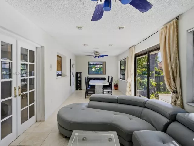 3-bedroom home for sale in Sunny Isles Beach - 272 191st Ter - MondialRealty