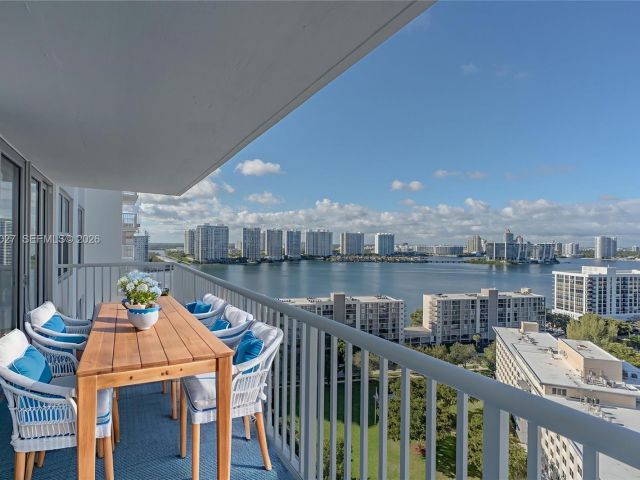 Apartment for sale  Unit #2202 - photo 7448215