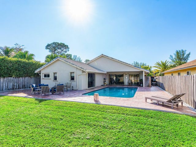 Home for sale at 7483 Silver Woods Court - photo 6846594