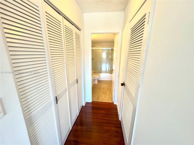 1-bedroom condo for sale in Hallandale Beach - 2500 Parkview Dr 1109 - MondialRealty
