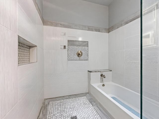 Home for rent at 2495 NW 66th Drive - photo 6830433