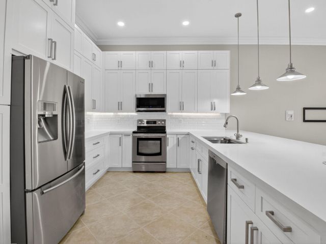 Home for sale at 7232 Morocca Lake Drive - photo 6823771