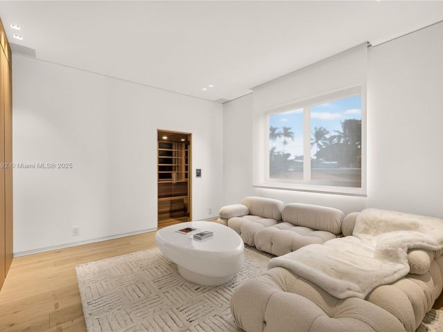 Home for sale at 94 S Hibiscus Dr - photo 6826530