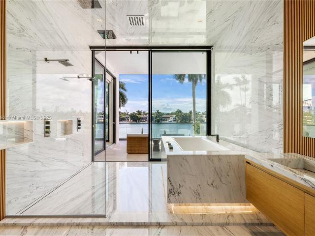 Home for sale at 94 S Hibiscus Dr - photo 6826532