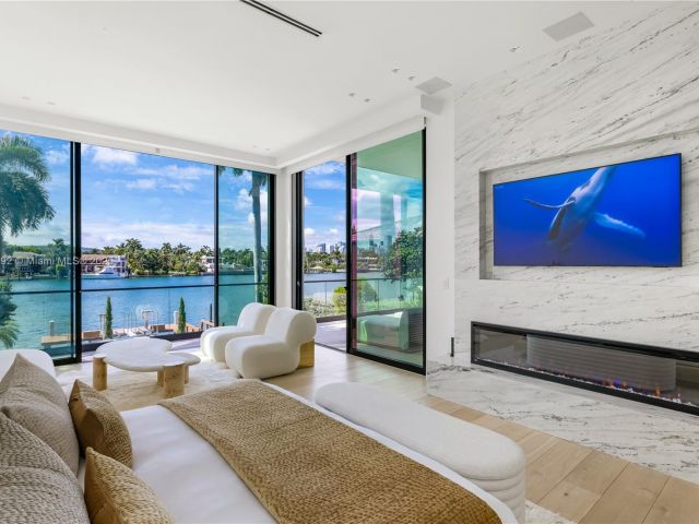 Home for sale at 94 S Hibiscus Dr - photo 6826534