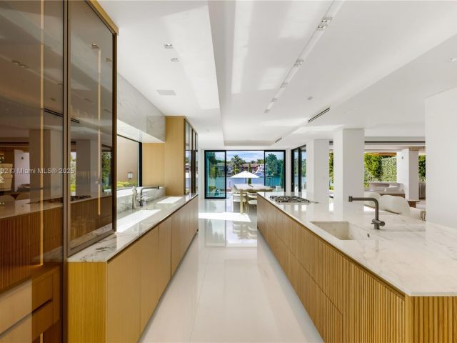 Home for sale at 94 S Hibiscus Dr - photo 6826537