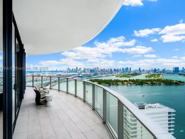 4-bedroom condo for sale in Miami Beach - 500 Alton 3402.03 - MondialRealty