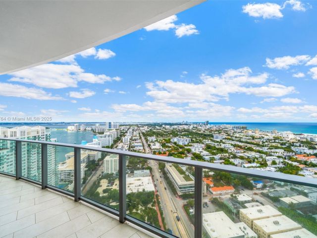 Apartment for sale  Unit #3402.03 - photo 6825243