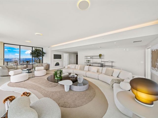 Apartment for sale  Unit #3402.03 - photo 6825251