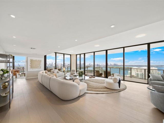 Apartment for sale  Unit #3402.03 - photo 6825254