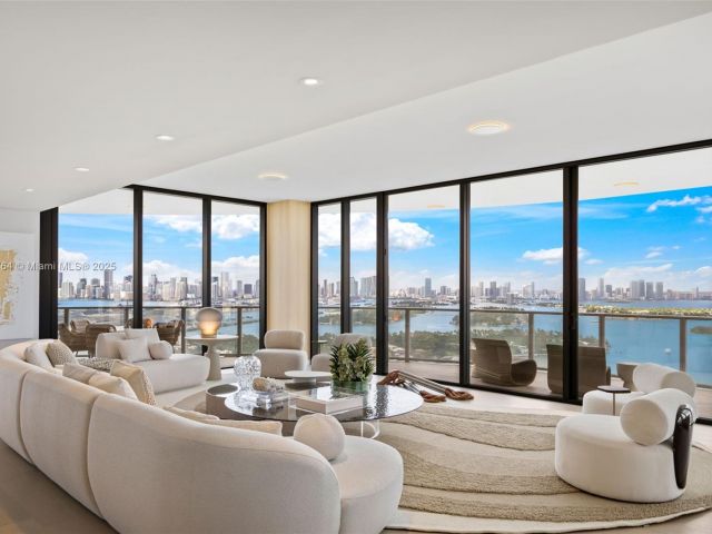 Apartment for sale  Unit #3402.03 - photo 6825259