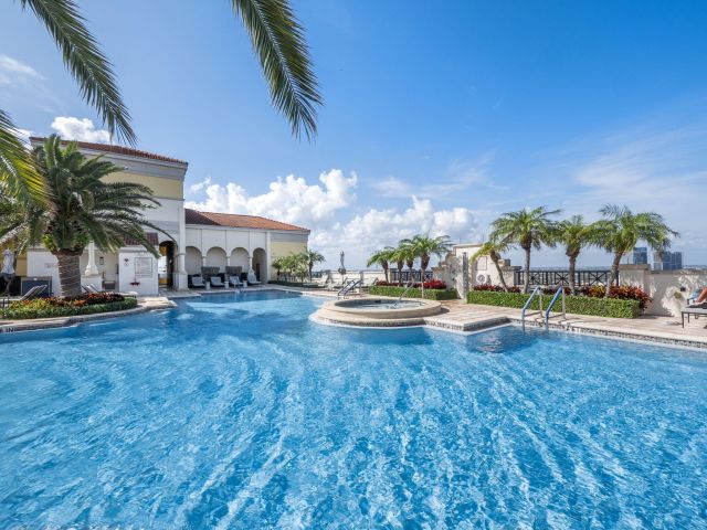 Apartment for sale  Unit #1105 - photo 6846446