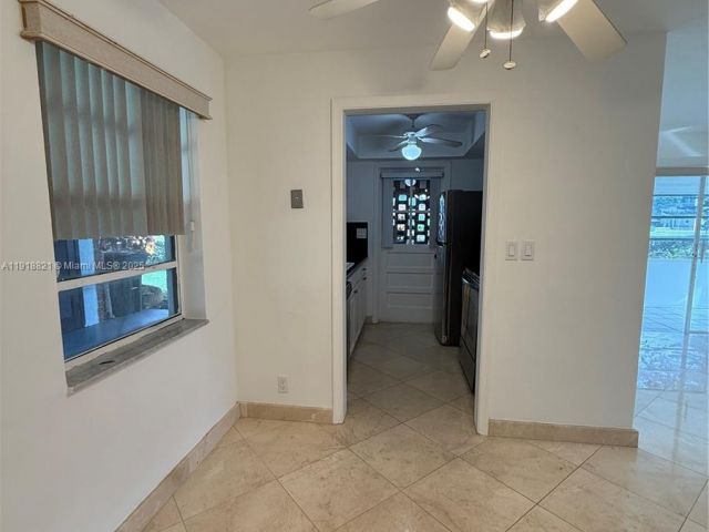 2-bedroom home for sale in Boca Raton - 300 NW 42nd St - MondialRealty