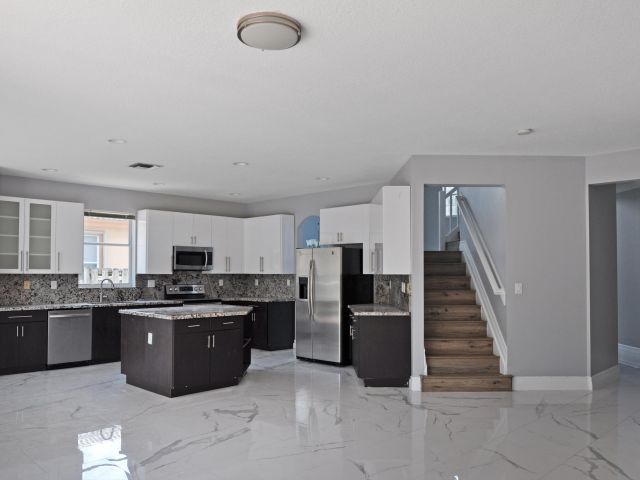 Home for rent at 12522 NW 18th Manor - photo 6830820