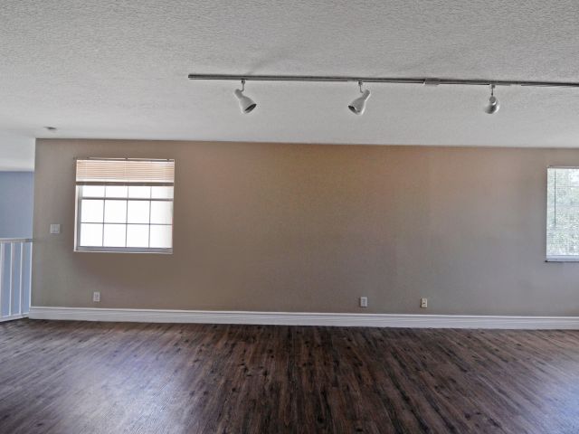 Home for rent at 12522 NW 18th Manor - photo 6830823