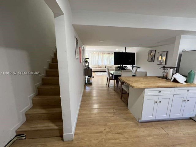 Home for rent at 1480 NE 151st St 101 - photo 7449204