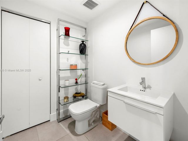 Apartment for sale  Unit #606 - photo 6825131