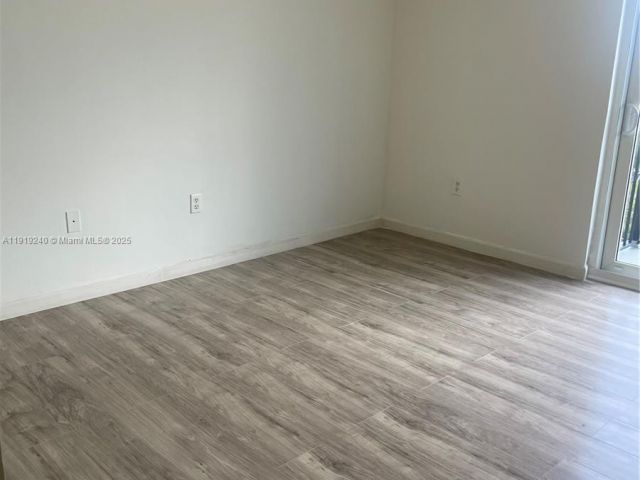 Apartment for sale  Unit #1607 - photo 7437255