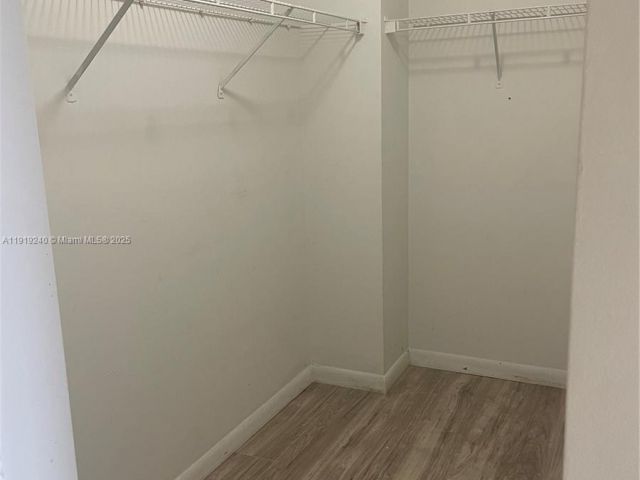 Apartment for sale  Unit #1607 - photo 7437256