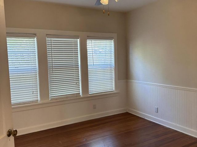 Home for rent at 229 Lakeland Drive - photo 6829867